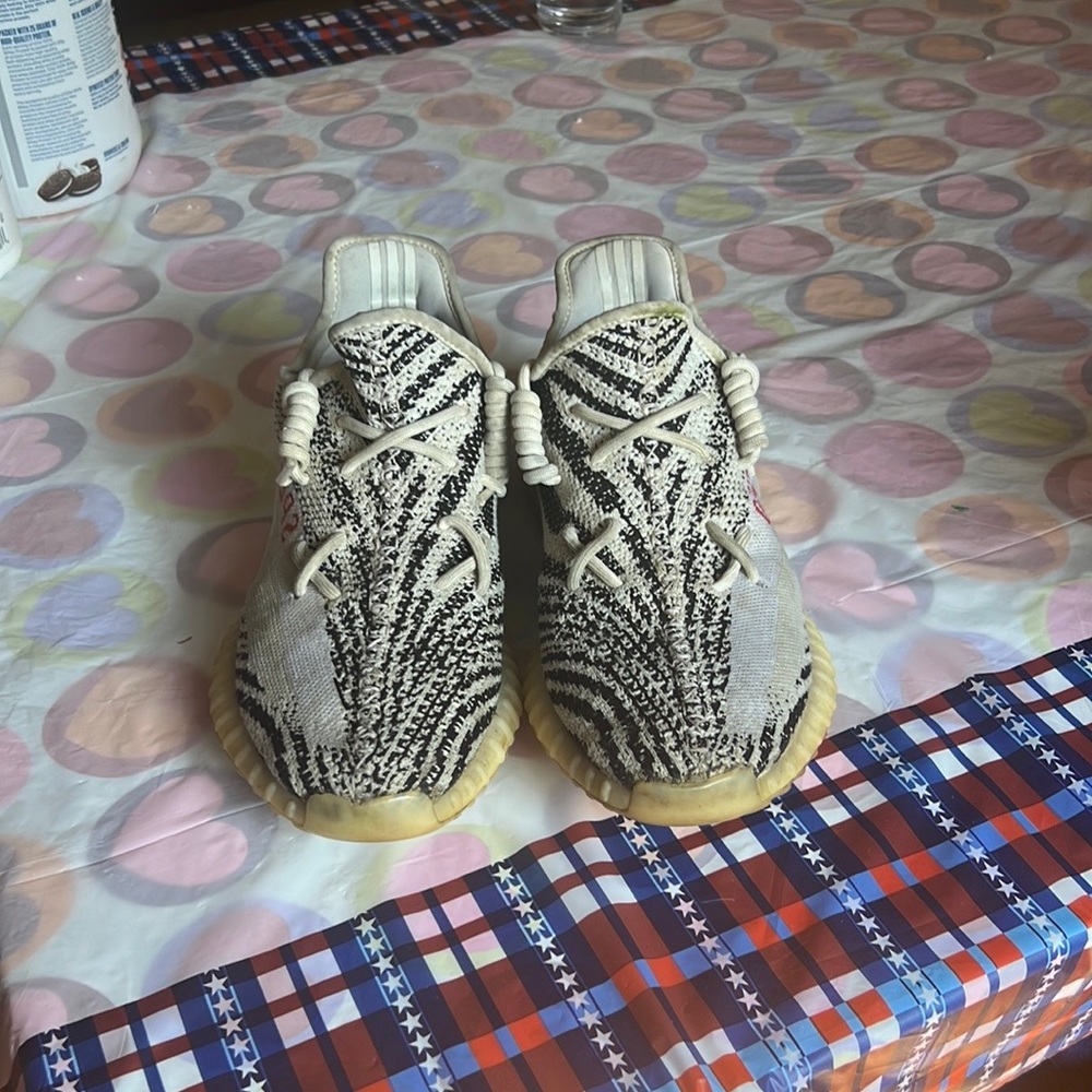 Yeezy zebra